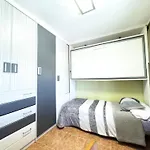 Valencia Avenida Del Puerto Private Rooms