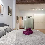 Duplex Mercado Central