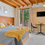 Apartamento De Diseno En La Plaza Del Carmen F1