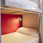 Center Valencia Youth Hostel