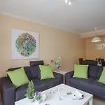 Singular Apartments Candela III