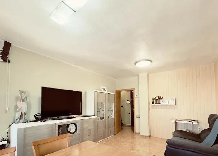 Valencia Avenida Del Puerto Private Rooms