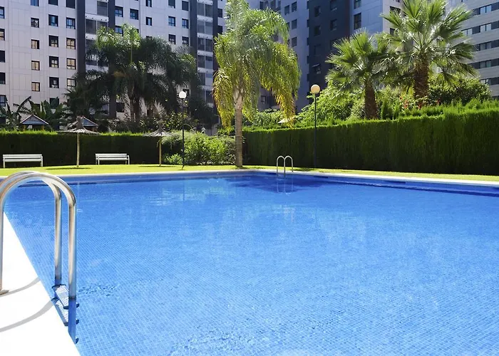 ApartUP Francia Views
