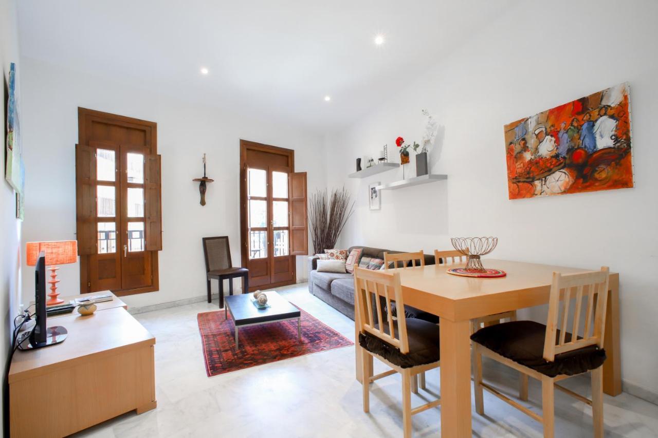 Centro. Wifi/aacc Jacuzzi Apartamento