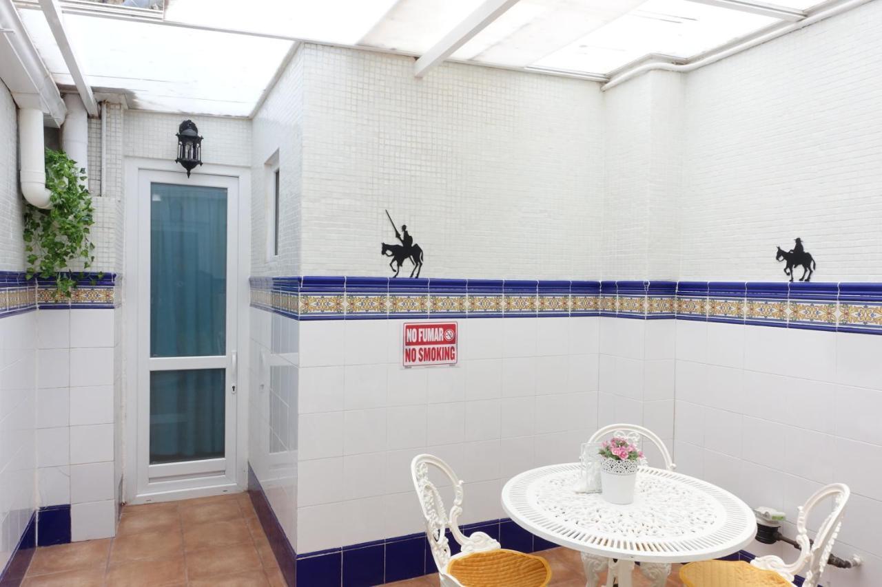 Rooms-shared Flat