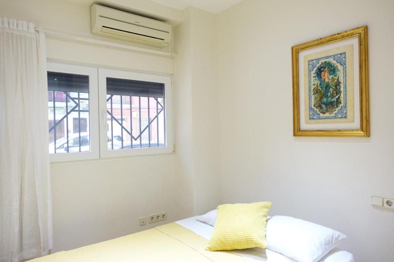 Rooms-shared Flat * Valencia
