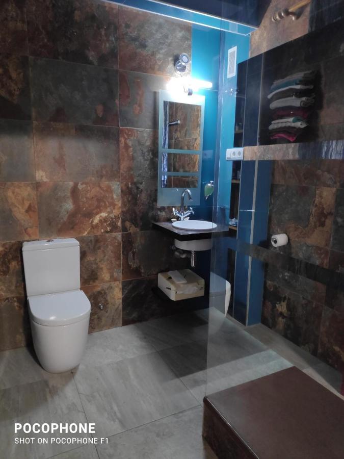 Aire Acondicionado, Cocina Y Checkin Remoto * Valencia