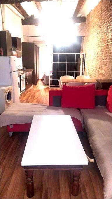 Apartamento 4 Loft Temporal En Ciutat Vella