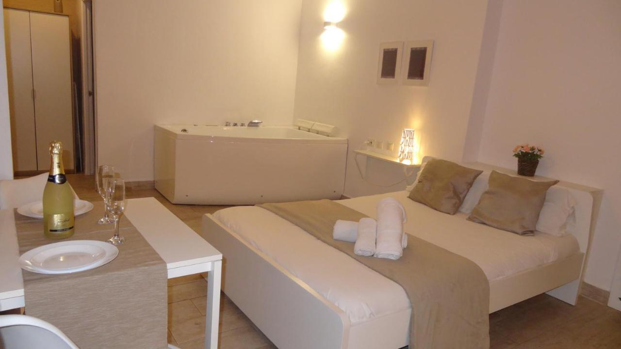 Cozy - Banera Hidromasaje Pensión