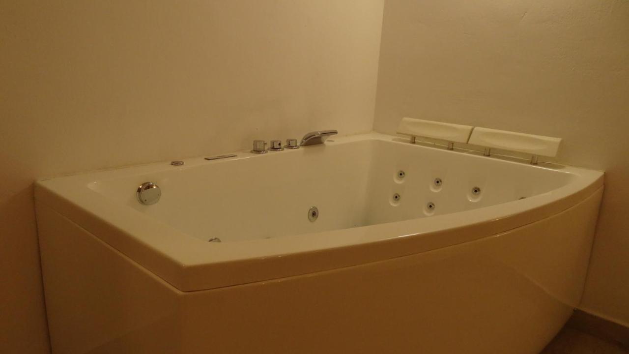 Cozy - Banera Hidromasaje