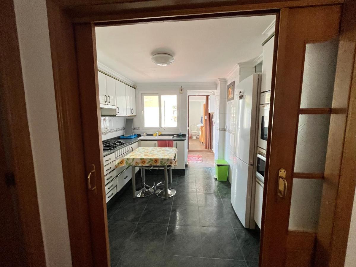 Piso Albors Apartment