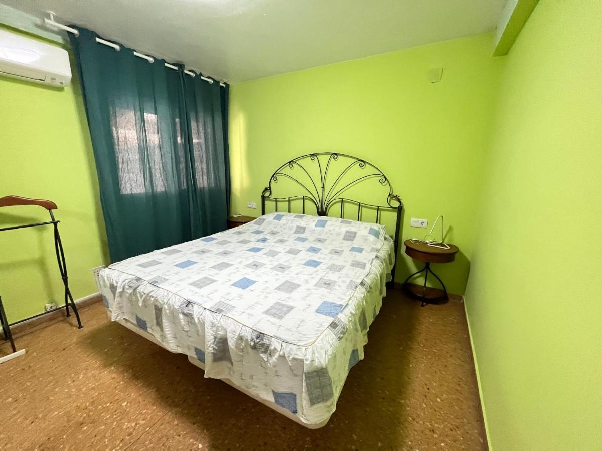 Piso Albors Apartment