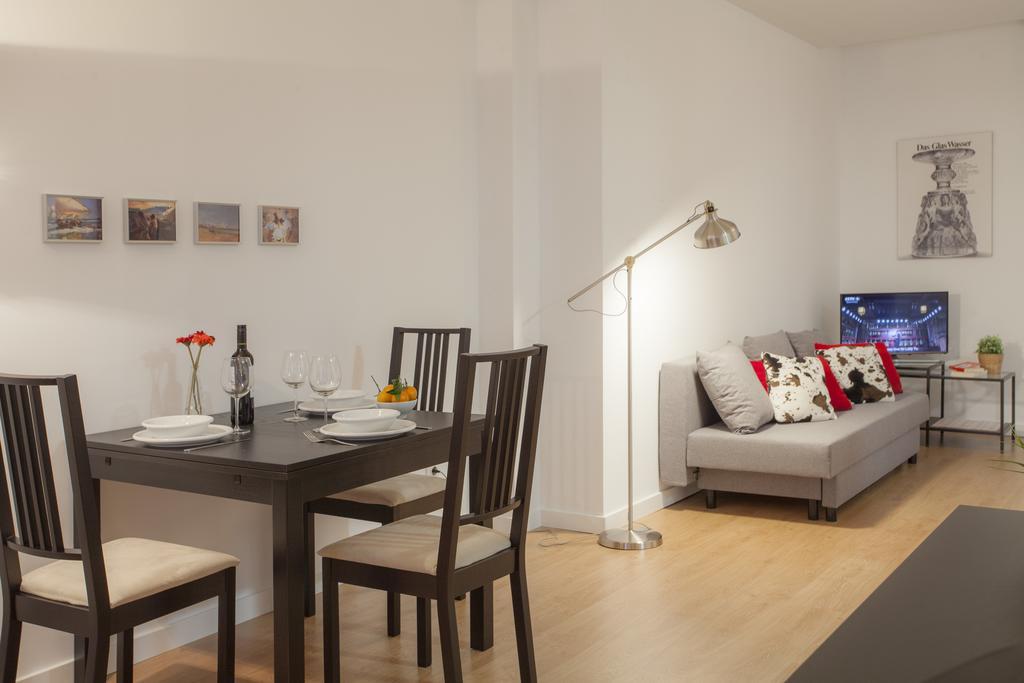 Singularstays Plaza Redonda *