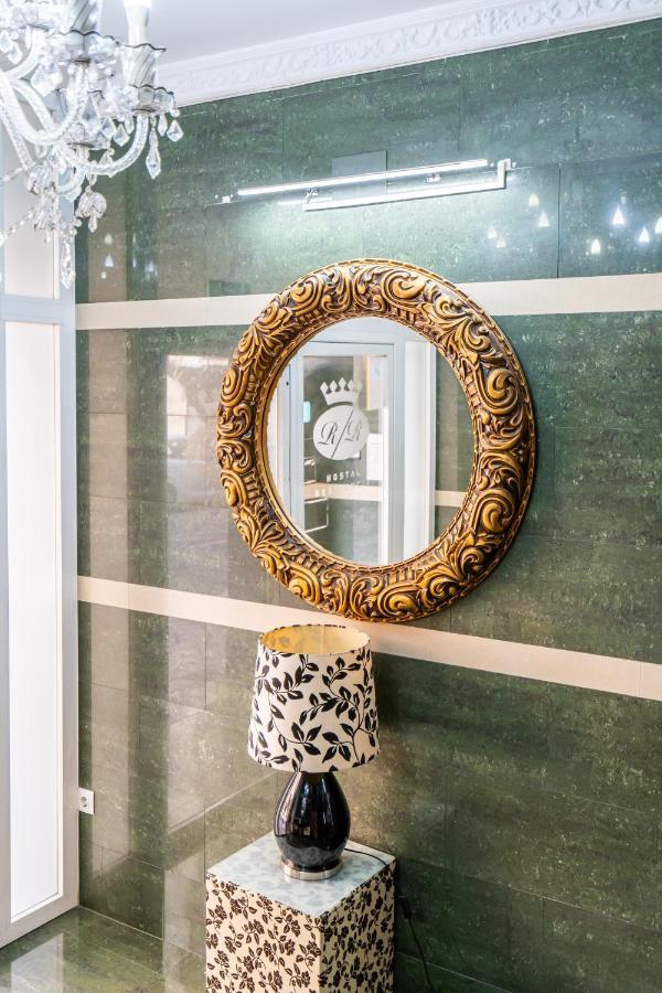 Hostal Rr Feria By Beleret Guest house