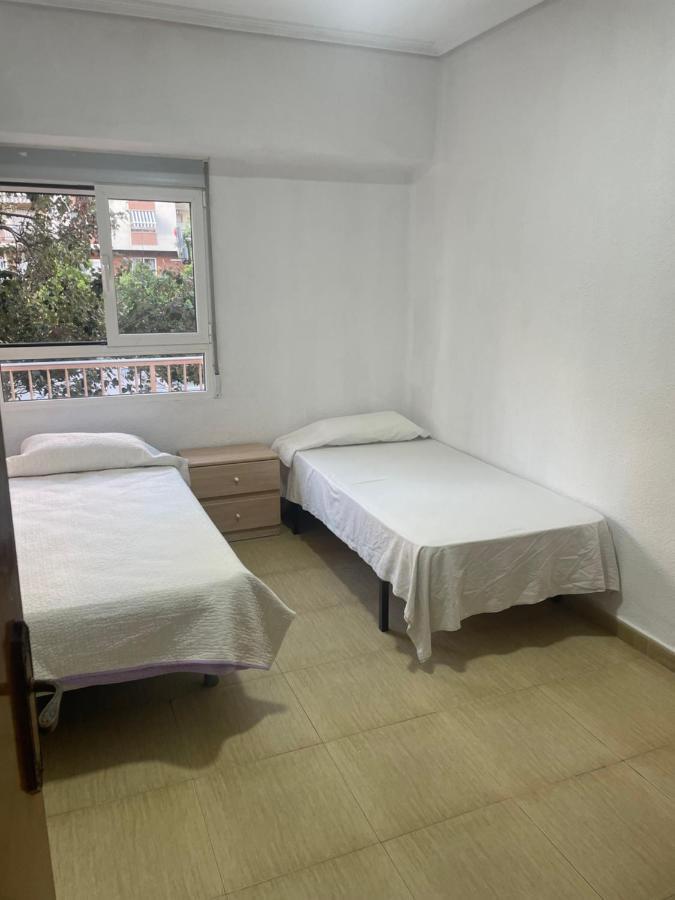 Habitación en casa particular Habitacion Privada Workstay Valencia