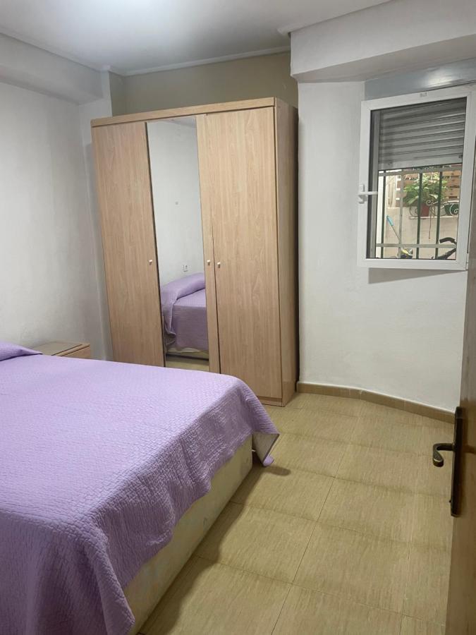 Habitacion Privada Workstay Habitación en casa particular *