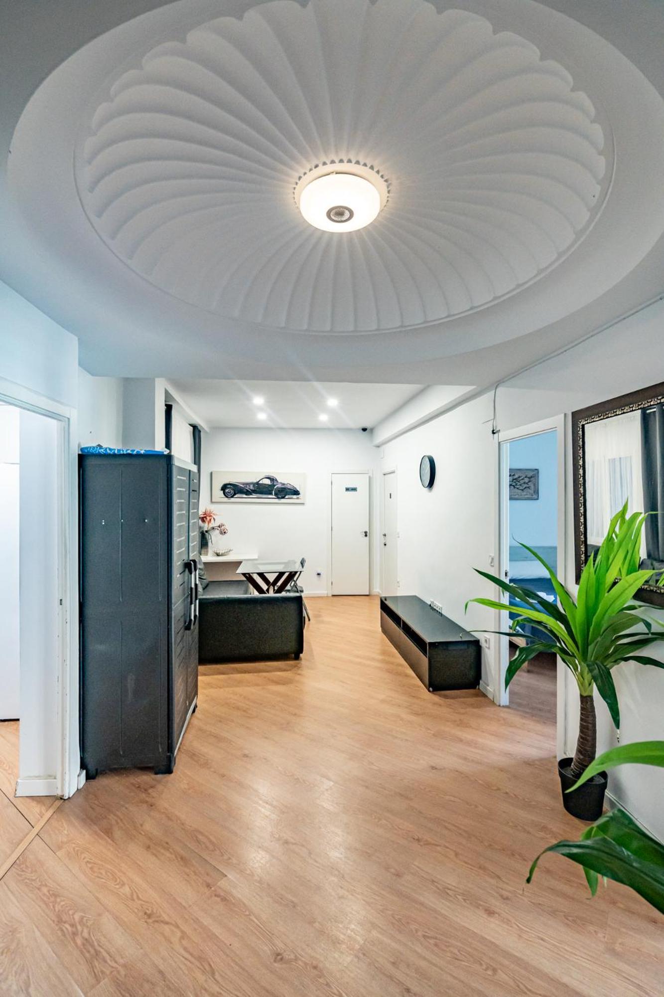 Guest house Versus