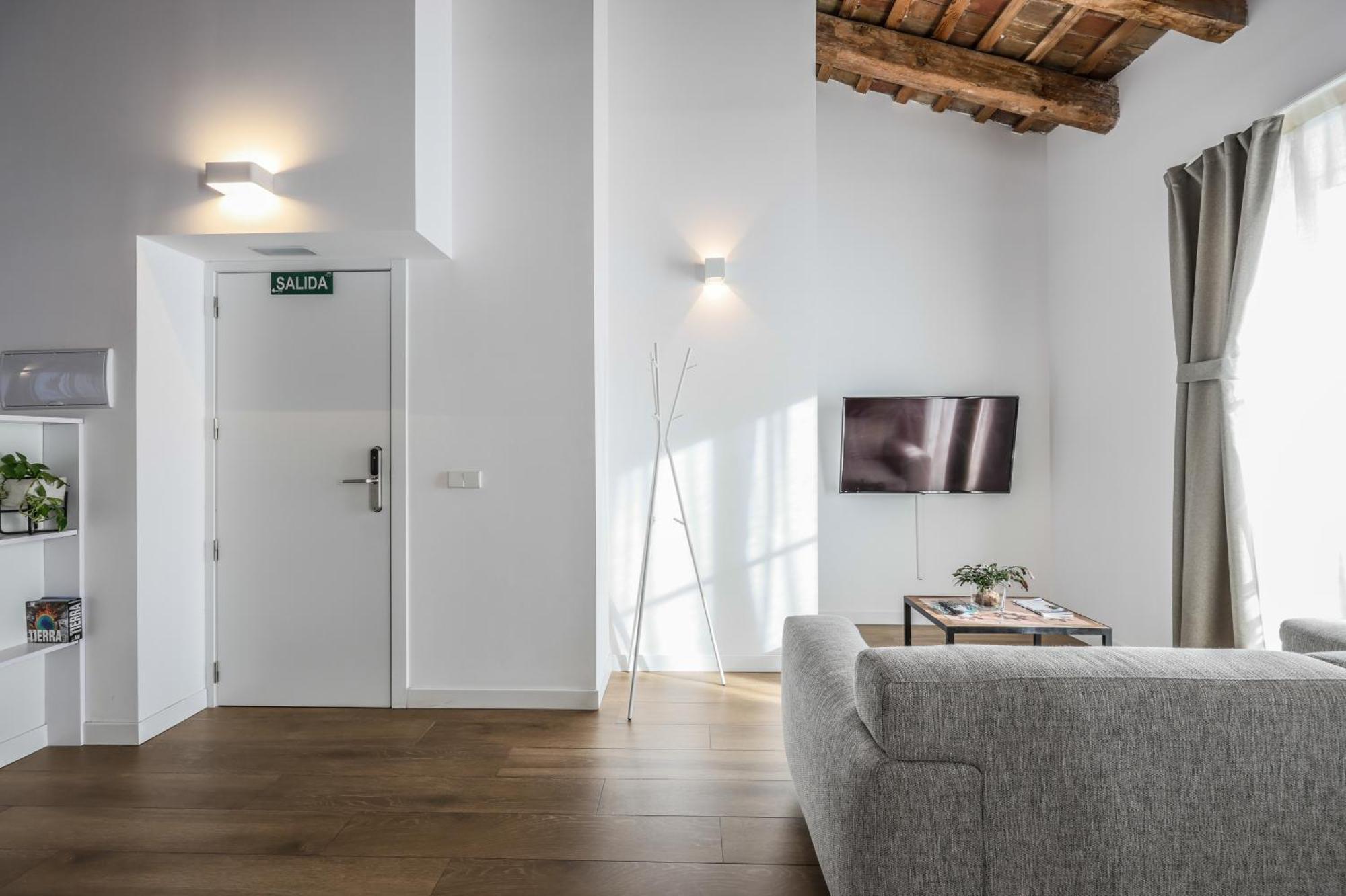 Amazinn Places Evi Apartment