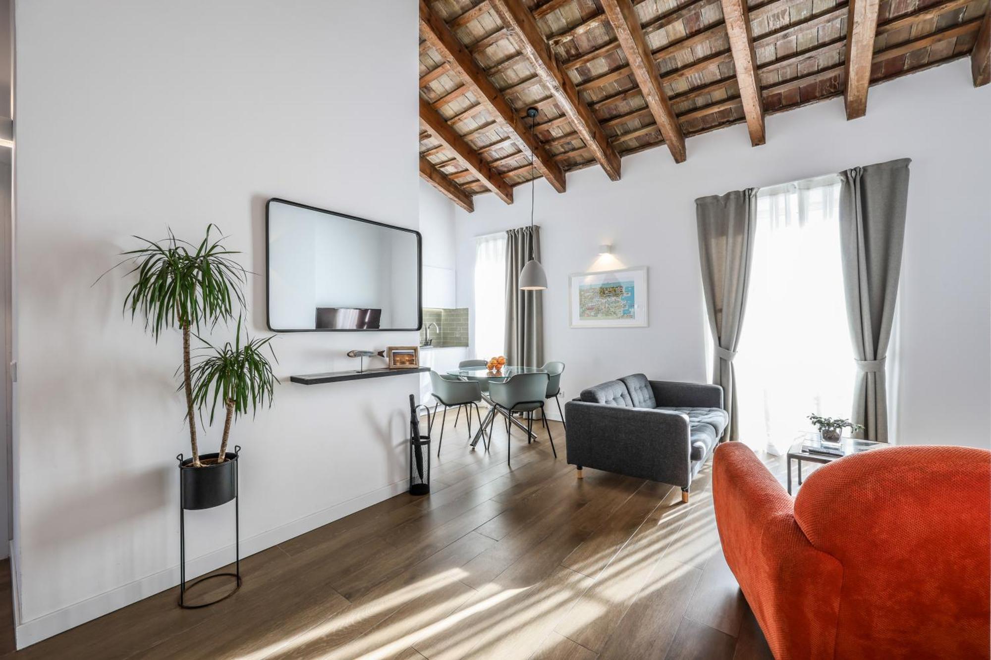 Amazinn Places Evi Valencia