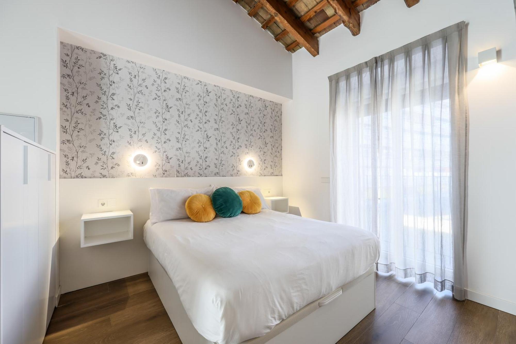 Amazinn Places Evi Valencia