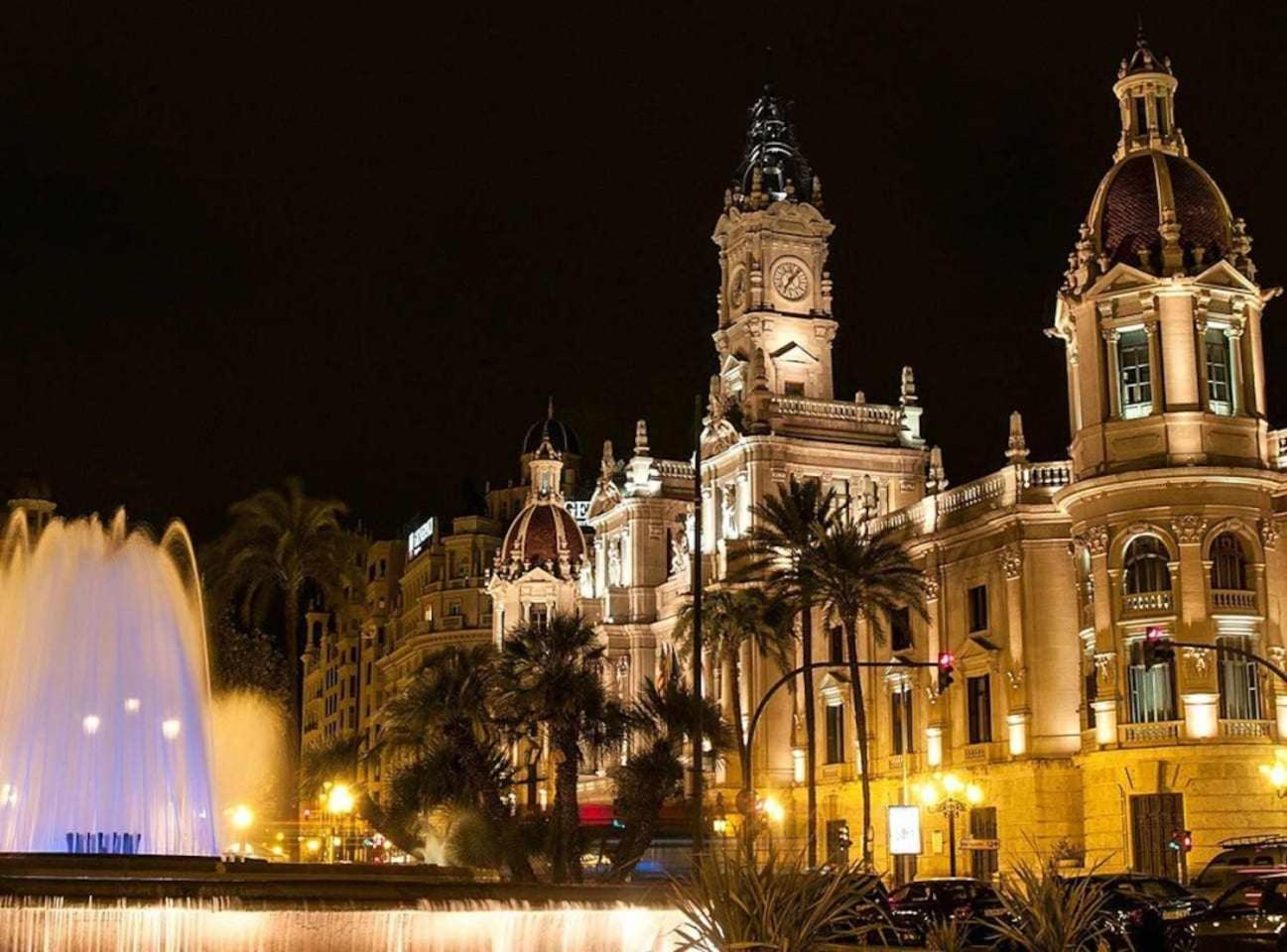 En Av De Francia Y Cartes Y Ciencias Apartment