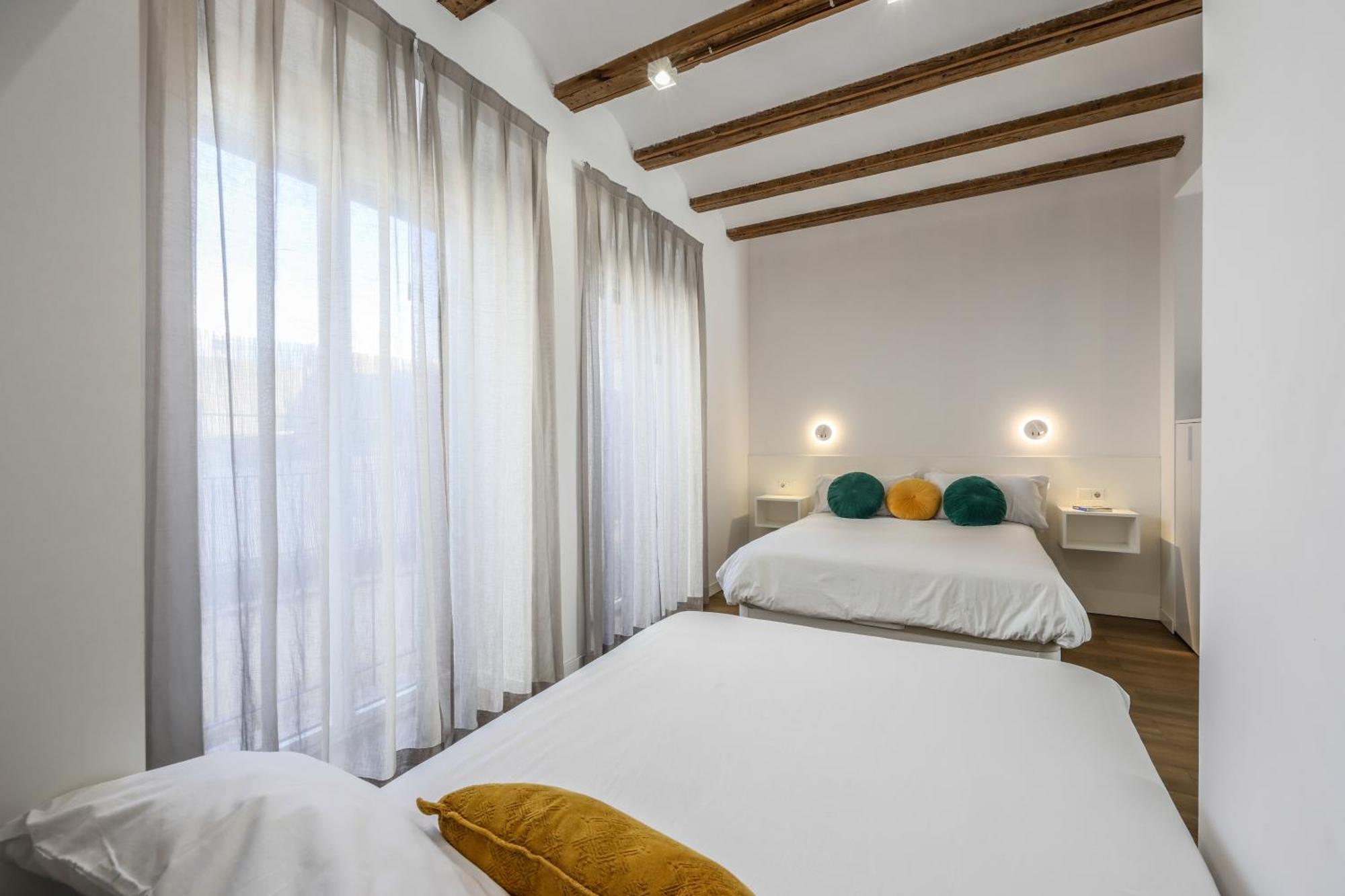 Amazinn Places Evi * Valencia