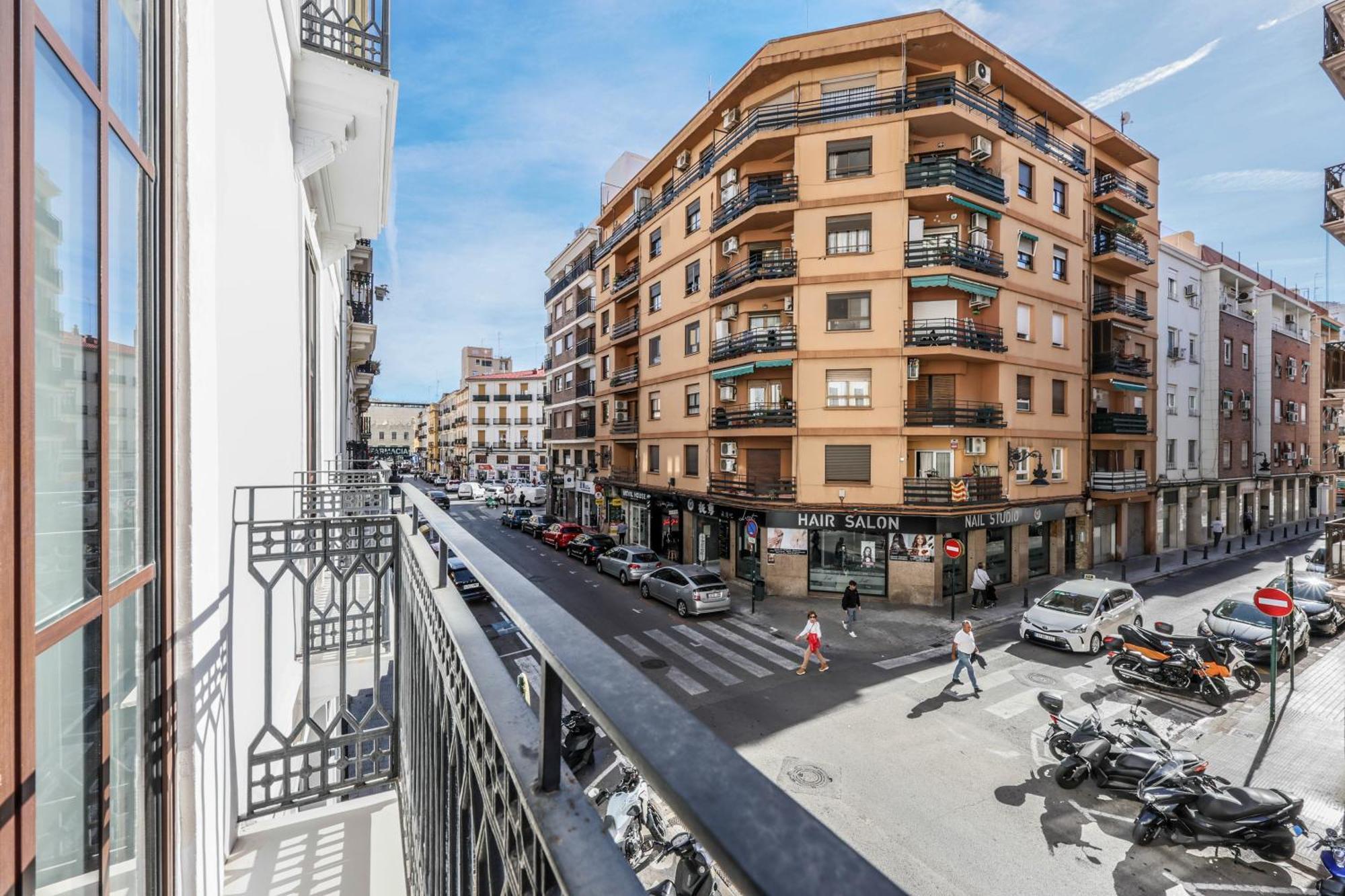 Amazinn Places Evi Valencia