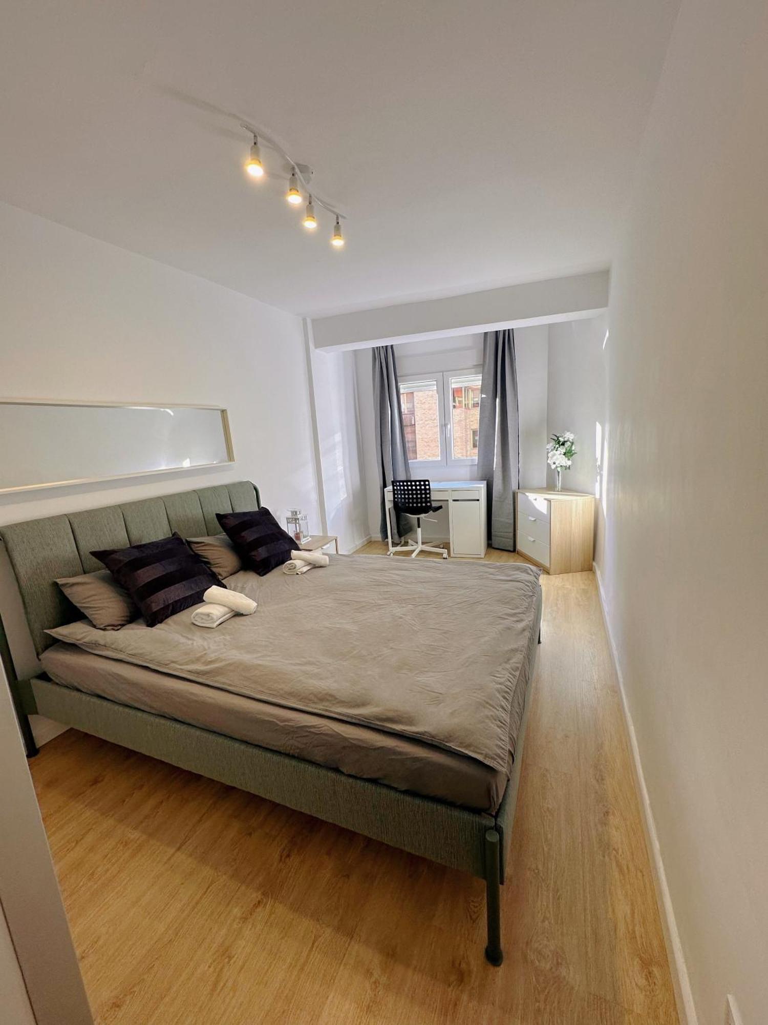 Apartamento 6 Personas En Centro De La Ciudad *