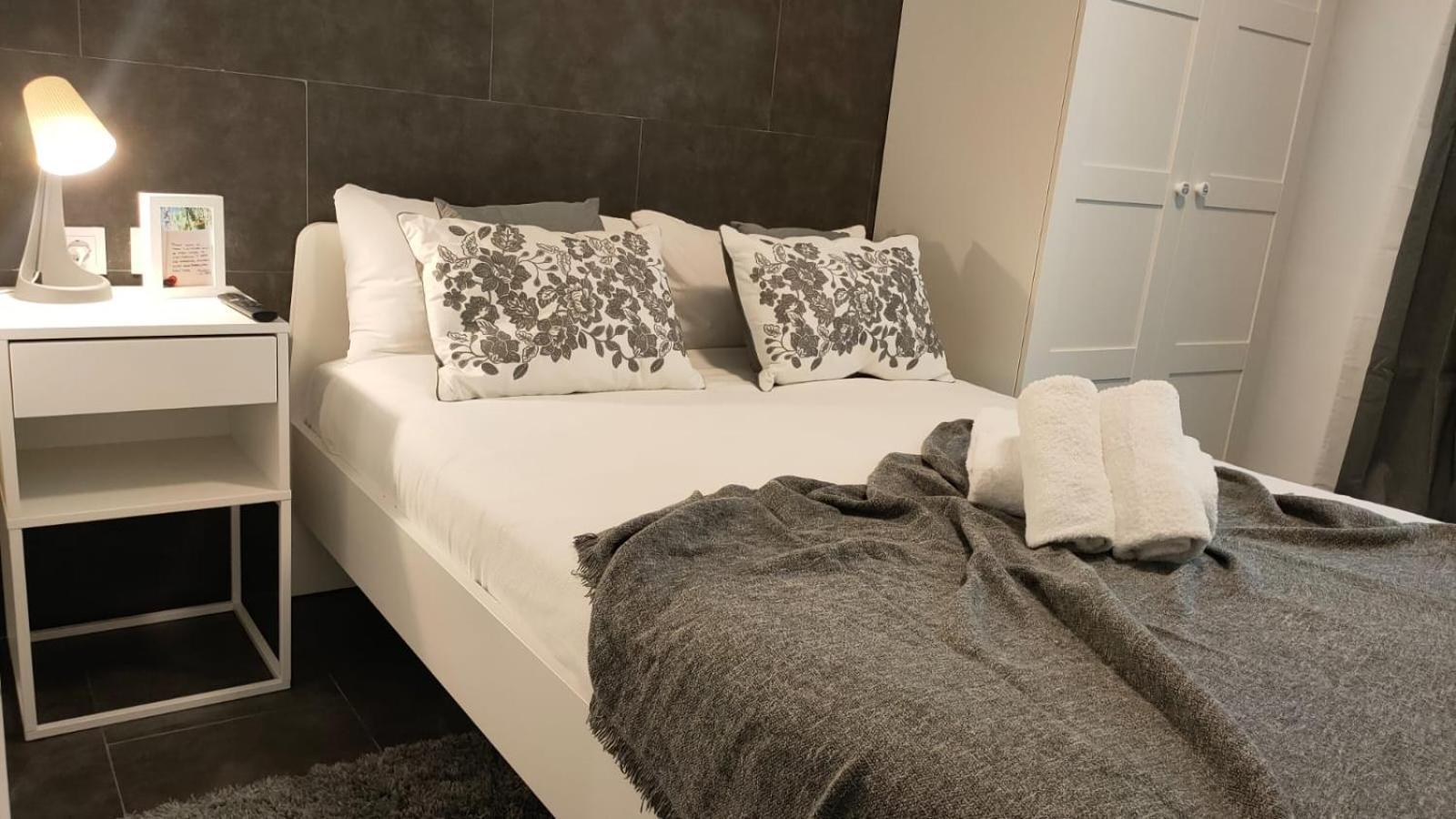 Small And Cozy - G10 Valencia