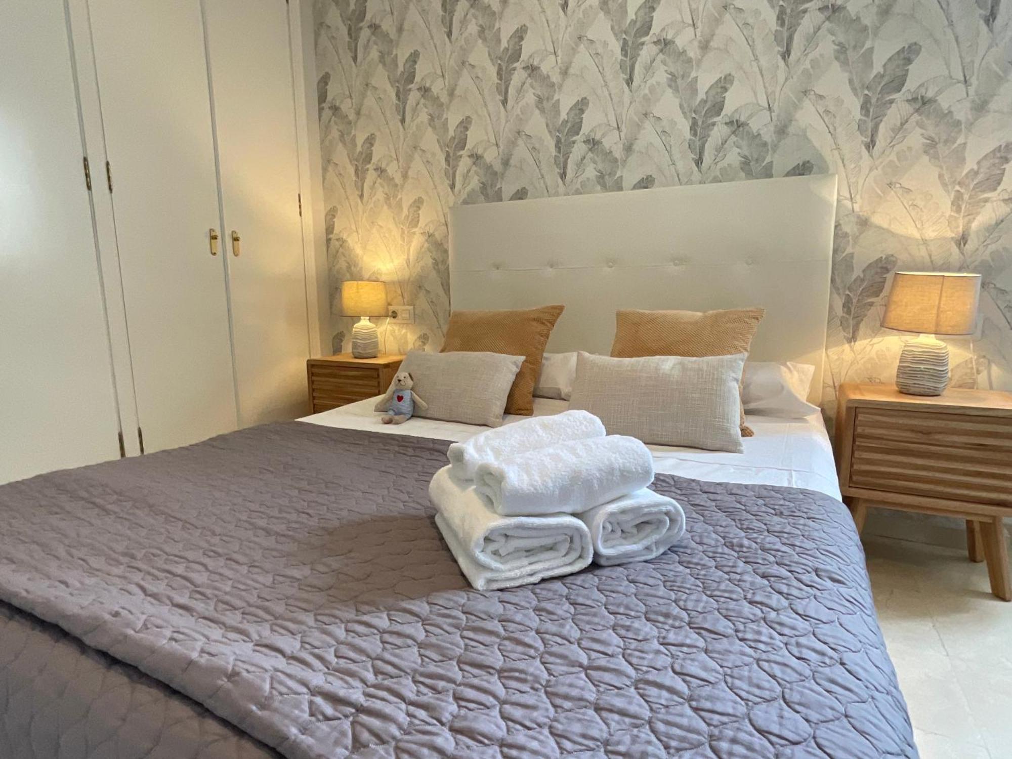 Apartamento Travel Habitat ático Calle Comedias *