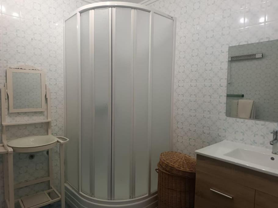 Apartamento Agradable Piso En El Cabanal Cerca De La Playa *