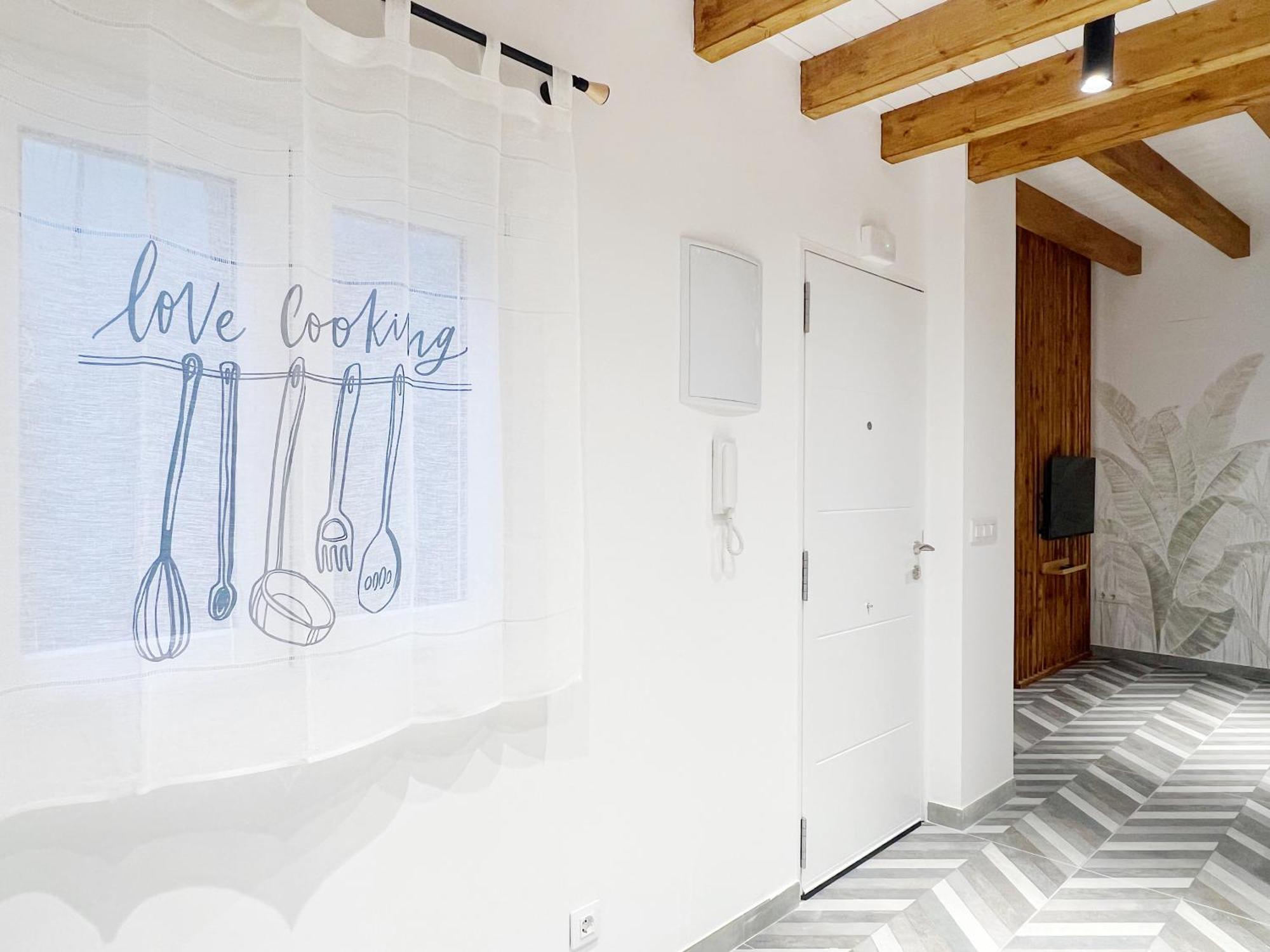 Apartamento Encantador Vigas De Madera Valencia