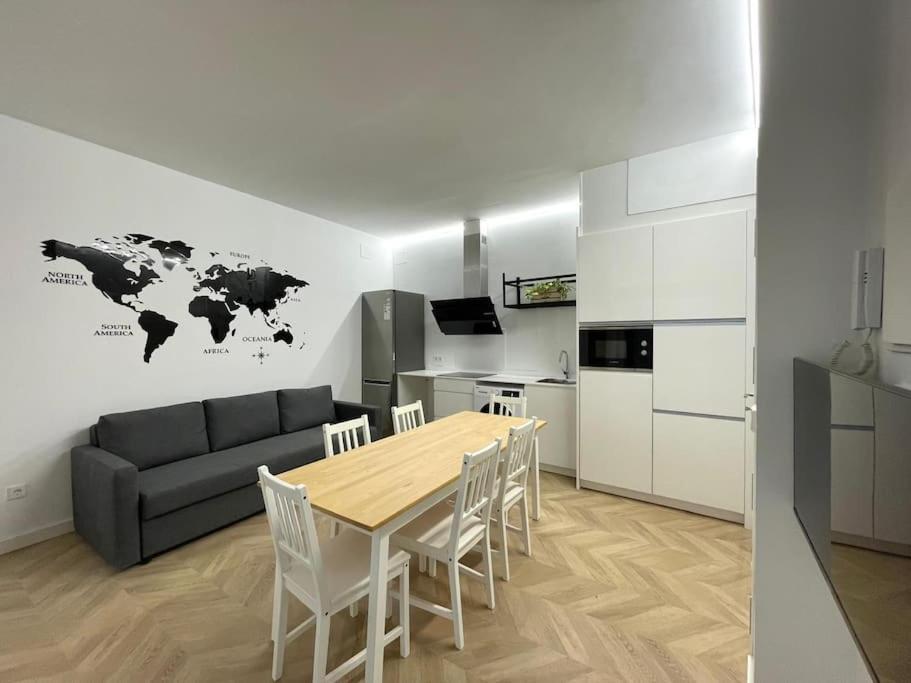Piso En Pleno Casco Historico Apartamento Valencia