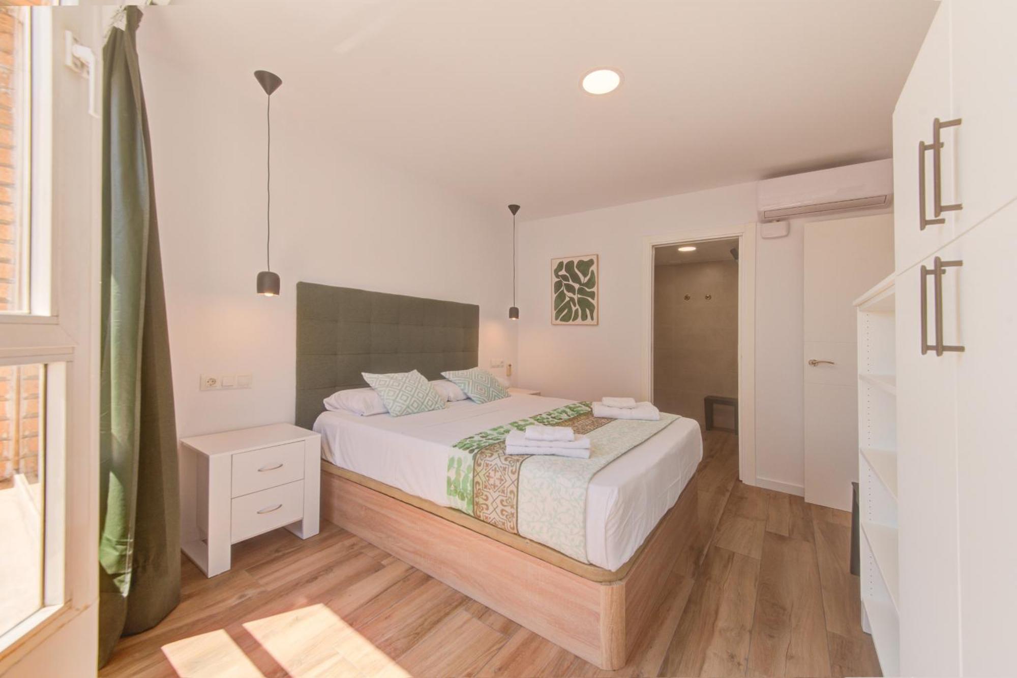 Beds & Breaks - Marina Valencia