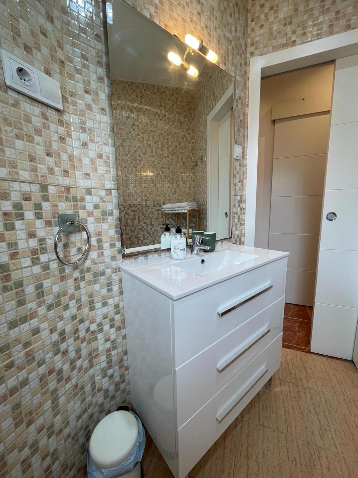 Cabanal Port Marina Apartment Valencia
