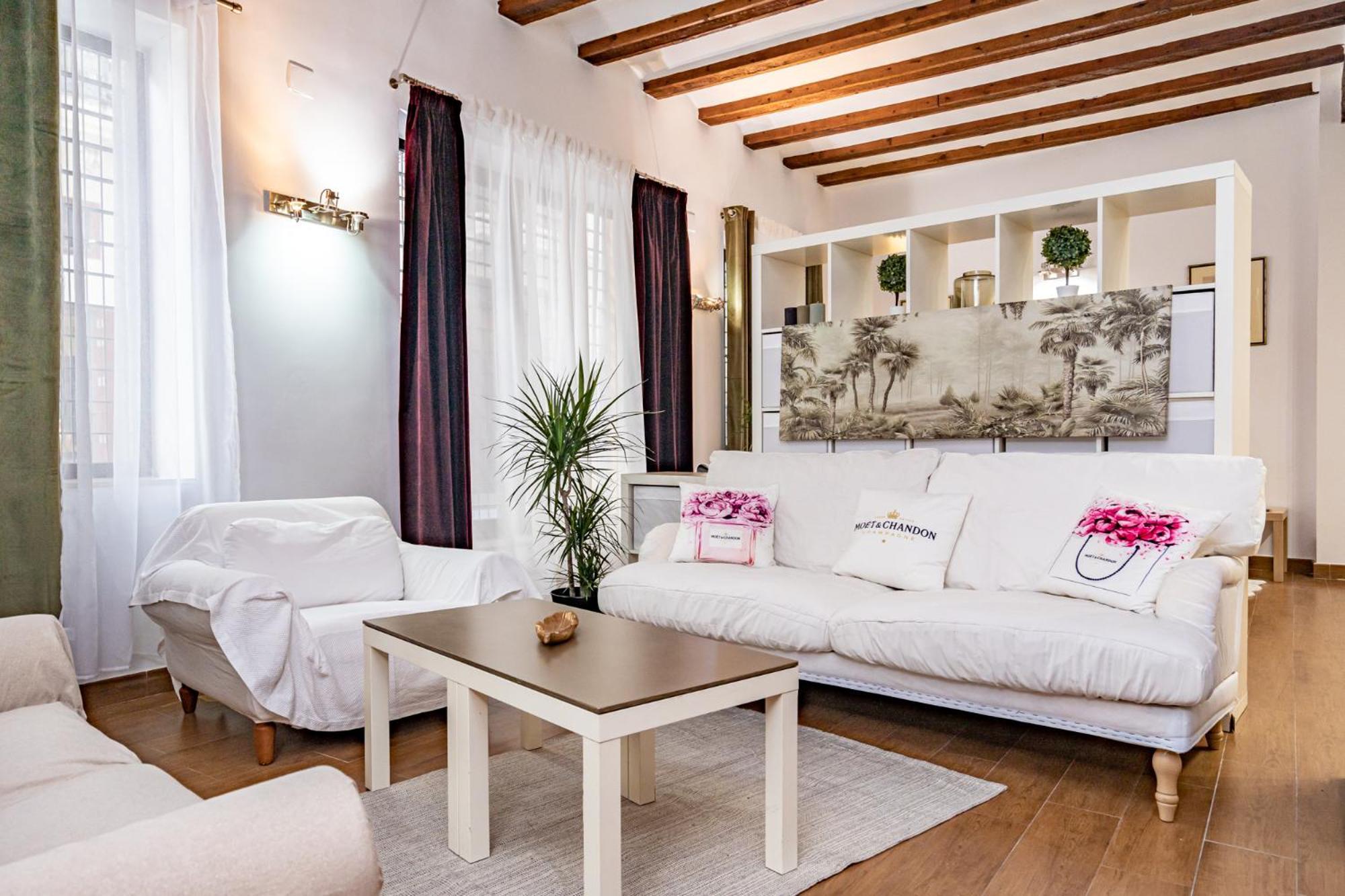 Duplex Mercado Central Apartment