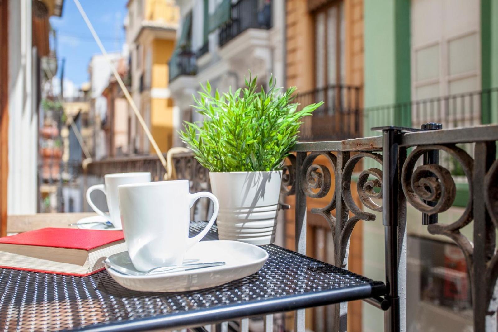 Loft De Diseno Junto Al Mercado Con Balconada Apartamento Valencia
