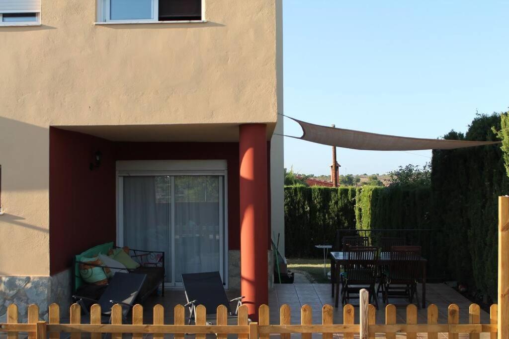 La Casa Del Olivo En Montserrat - Сasa de vacaciones Valencia