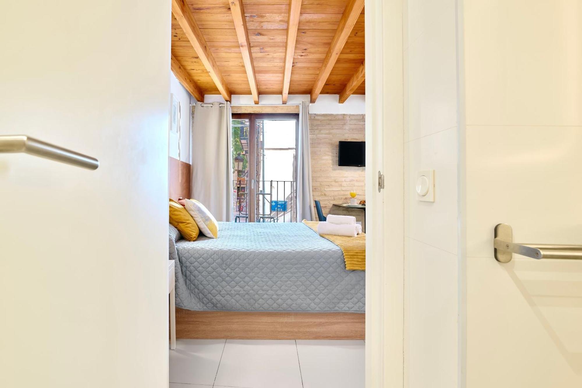 Apartamento De Diseno En La Plaza Del Carmen F1 Valencia