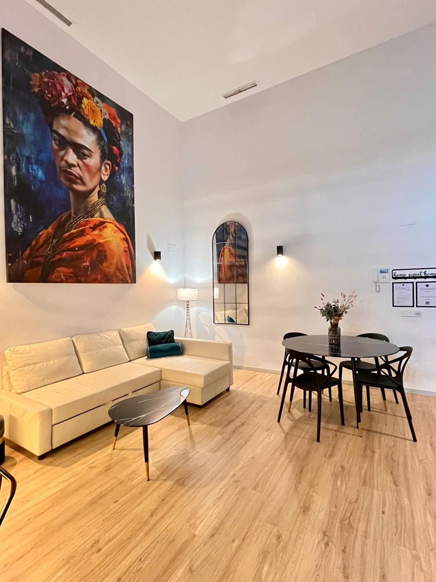 Apartment Werentvlc - Amazing Duplex Loft 2 Bdrm Valencia