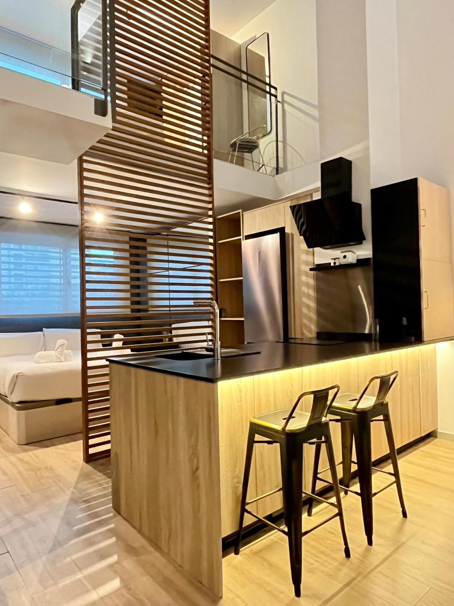 Werentvlc - Amazing Duplex Loft 2 Bdrm Apartment *