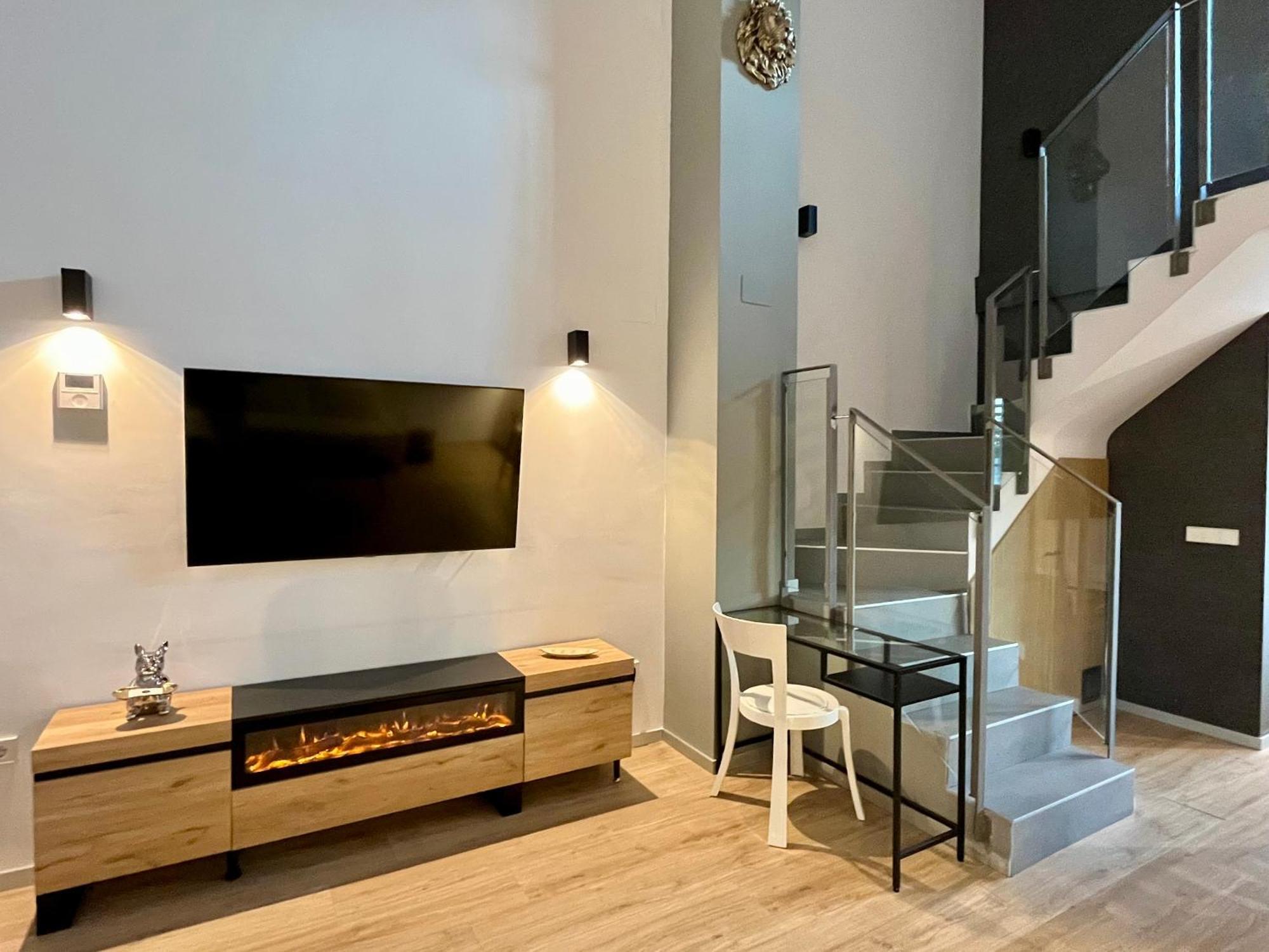 Apartment Werentvlc - Amazing Duplex Loft 2 Bdrm *