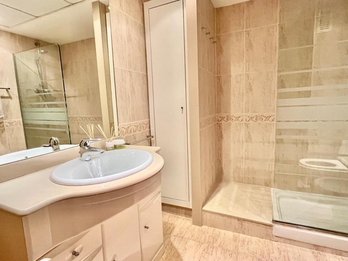 Apartamento Complejo De Playa *