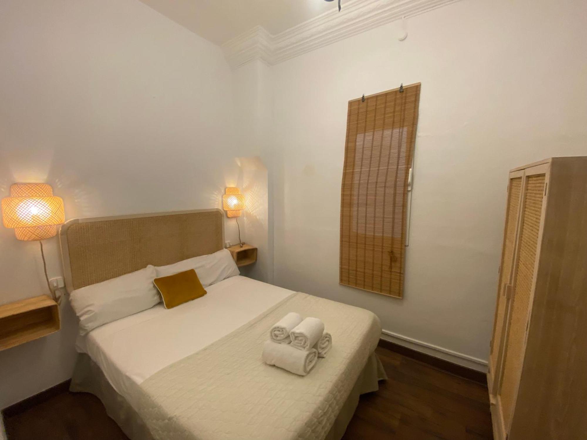 Travel Habitat Cabanyal * Valencia