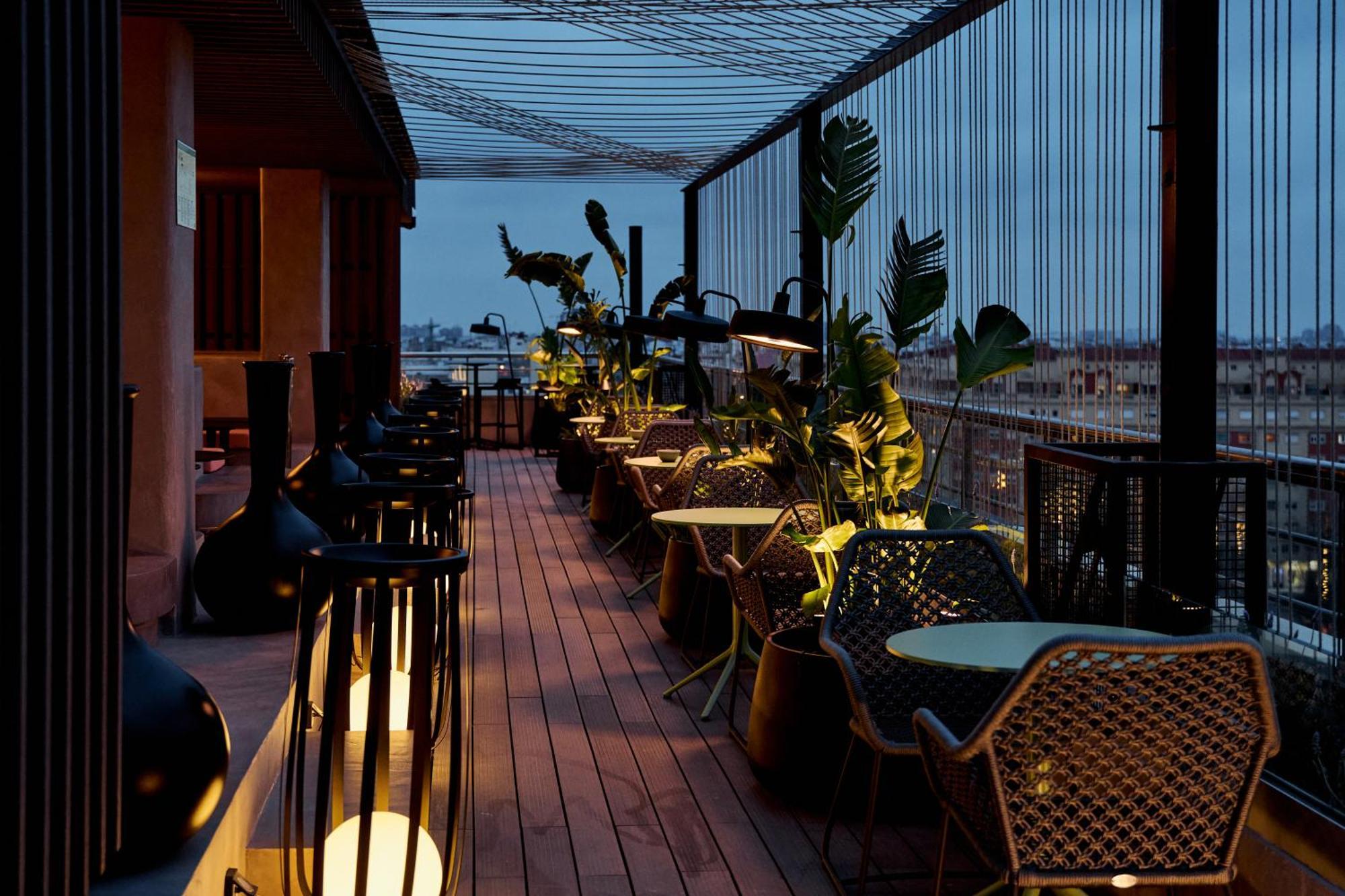 Expo Hotel 4*