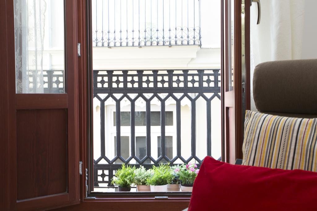 Singularstays Plaza Redonda