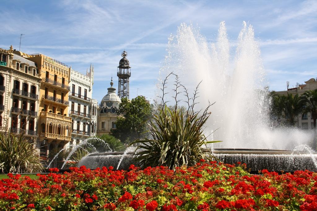 Singularstays Plaza Redonda