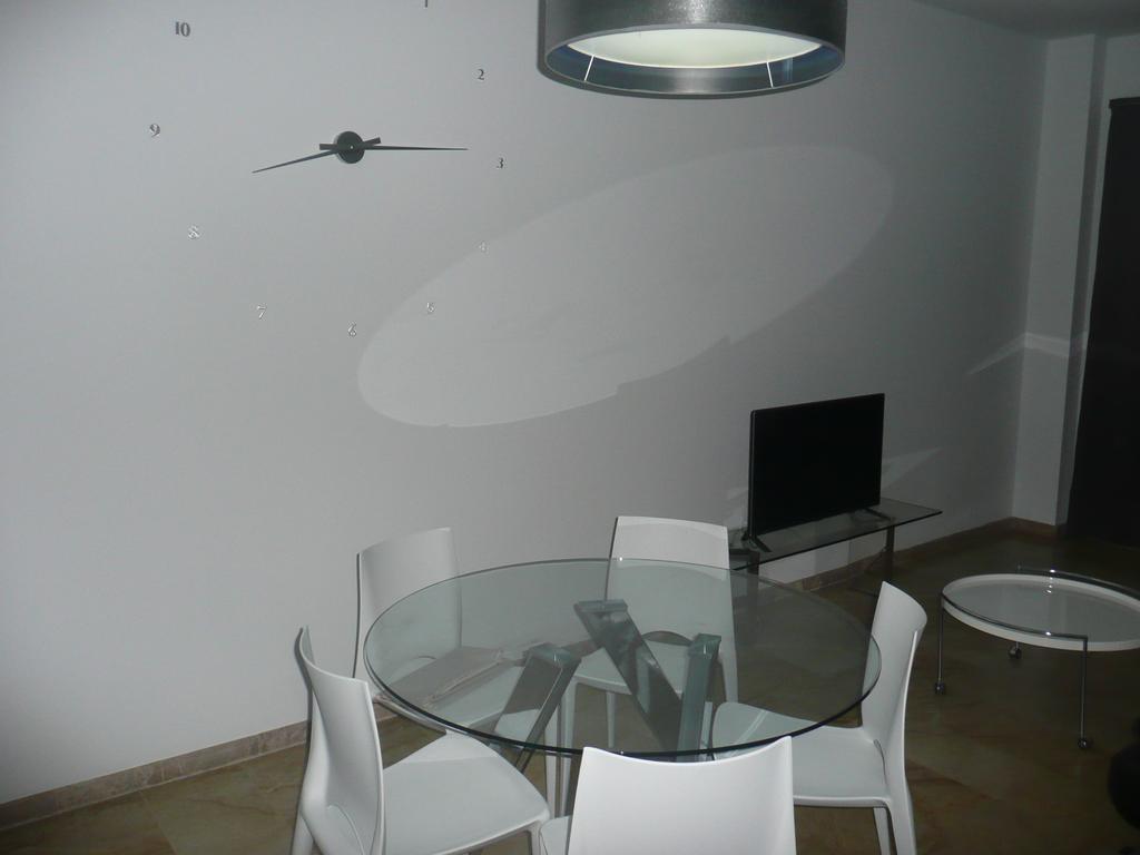 Malvarrosa Apartment *
